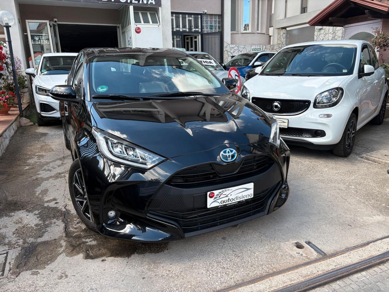 Toyota Yaris 1.5 Hybrid 5 porte Lounge design