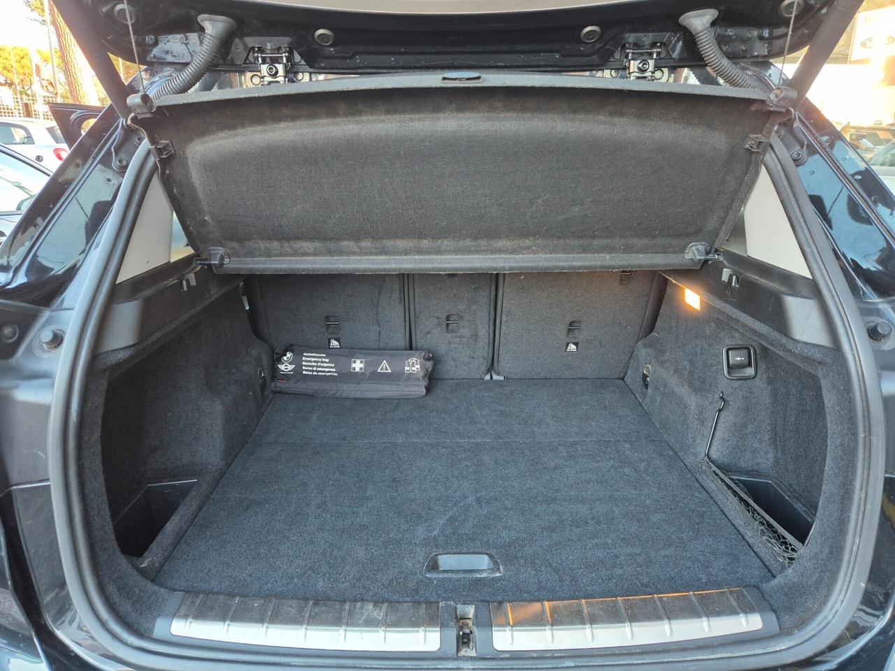 Bmw X1 sDrive18d xLine LED PELLE 18