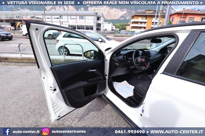 FIAT Tipo Cross 1.0 100cv City Cross Hatchback