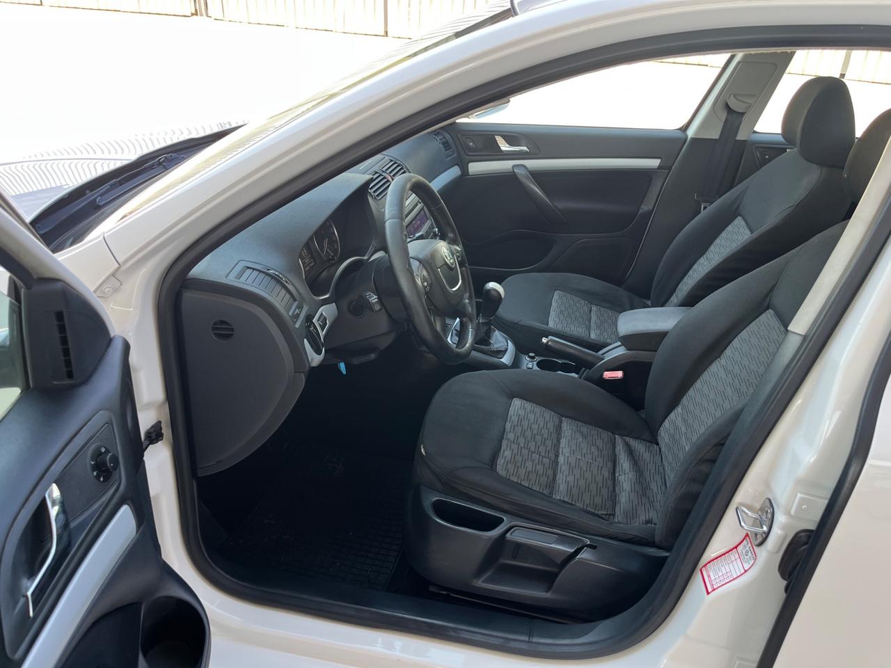 Skoda Octavia 1.6 TDI CR F.AP. Wagon Ambition