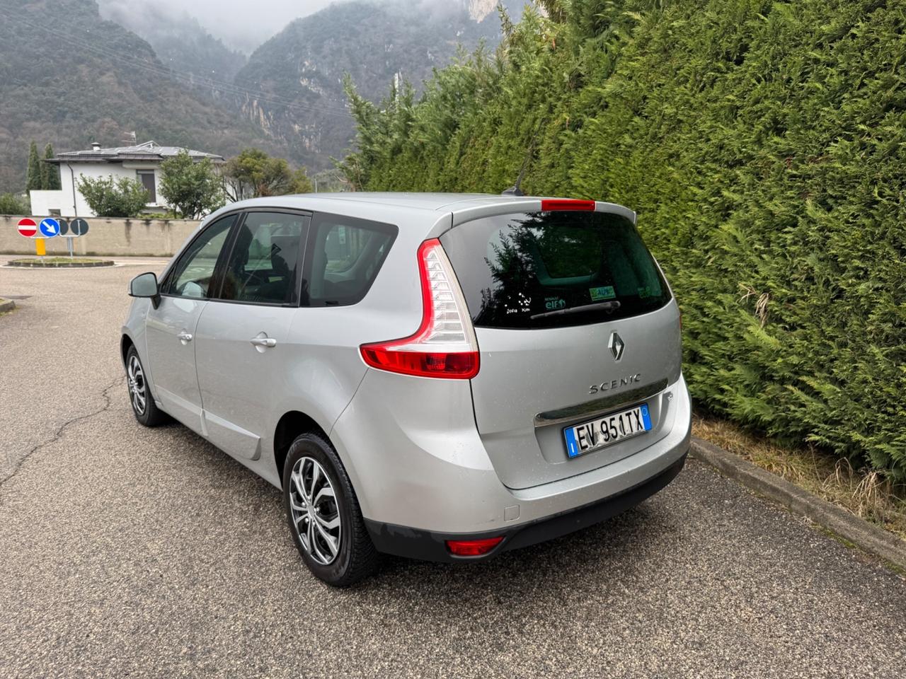 Renault Scenic Scénic 7 POSTI