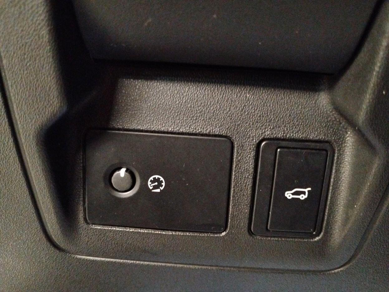 Land Rover Range Rover Velar 2.0d i4 mhev R-Dynamic S 4wd 204cv auto