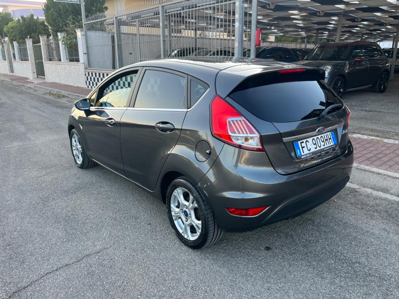 Ford Fiesta 1.5 TDCi 5 porte Titanium Unipro 2016