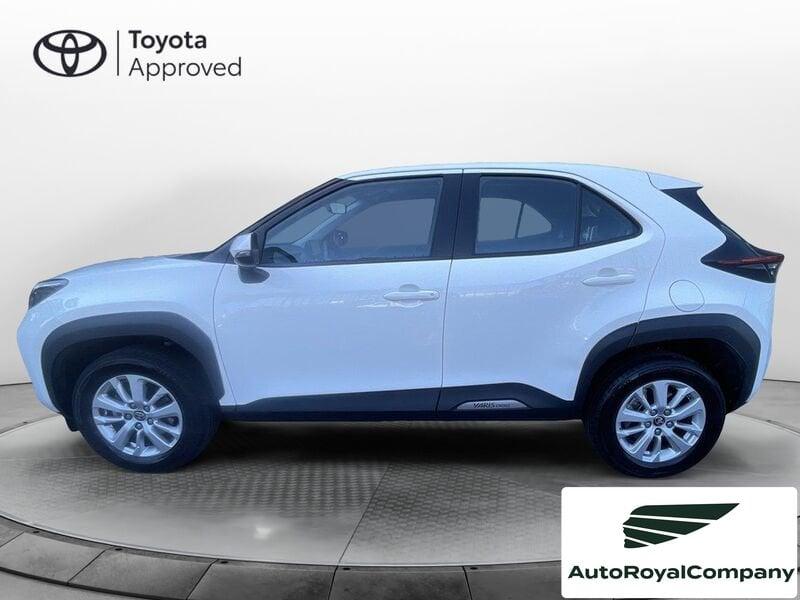 Toyota Yaris Cross 1.5 Hybrid 5p. Business IVA ESPOSTA