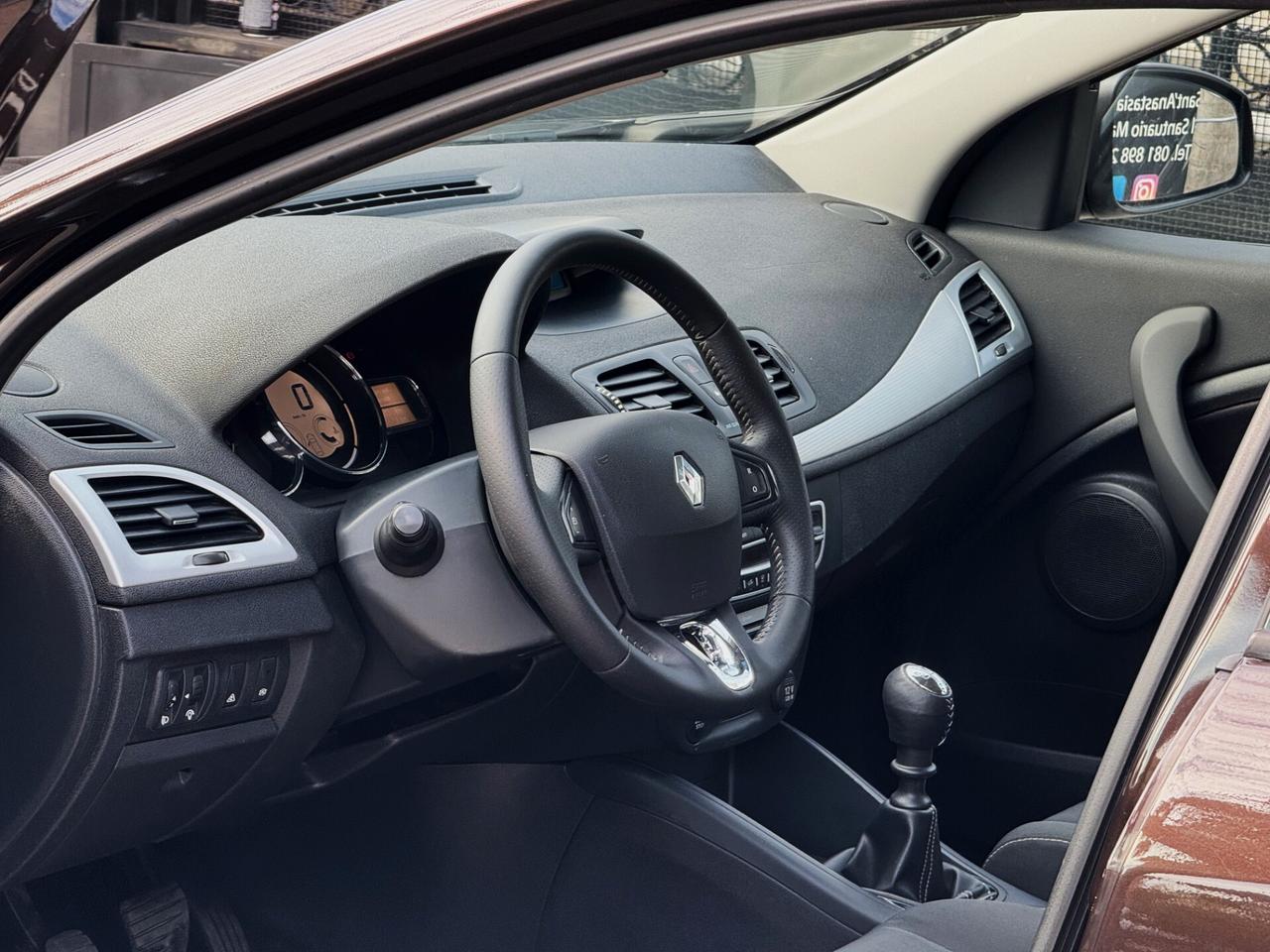 Renault Megane 1.5 dCi 110CV EDC Live