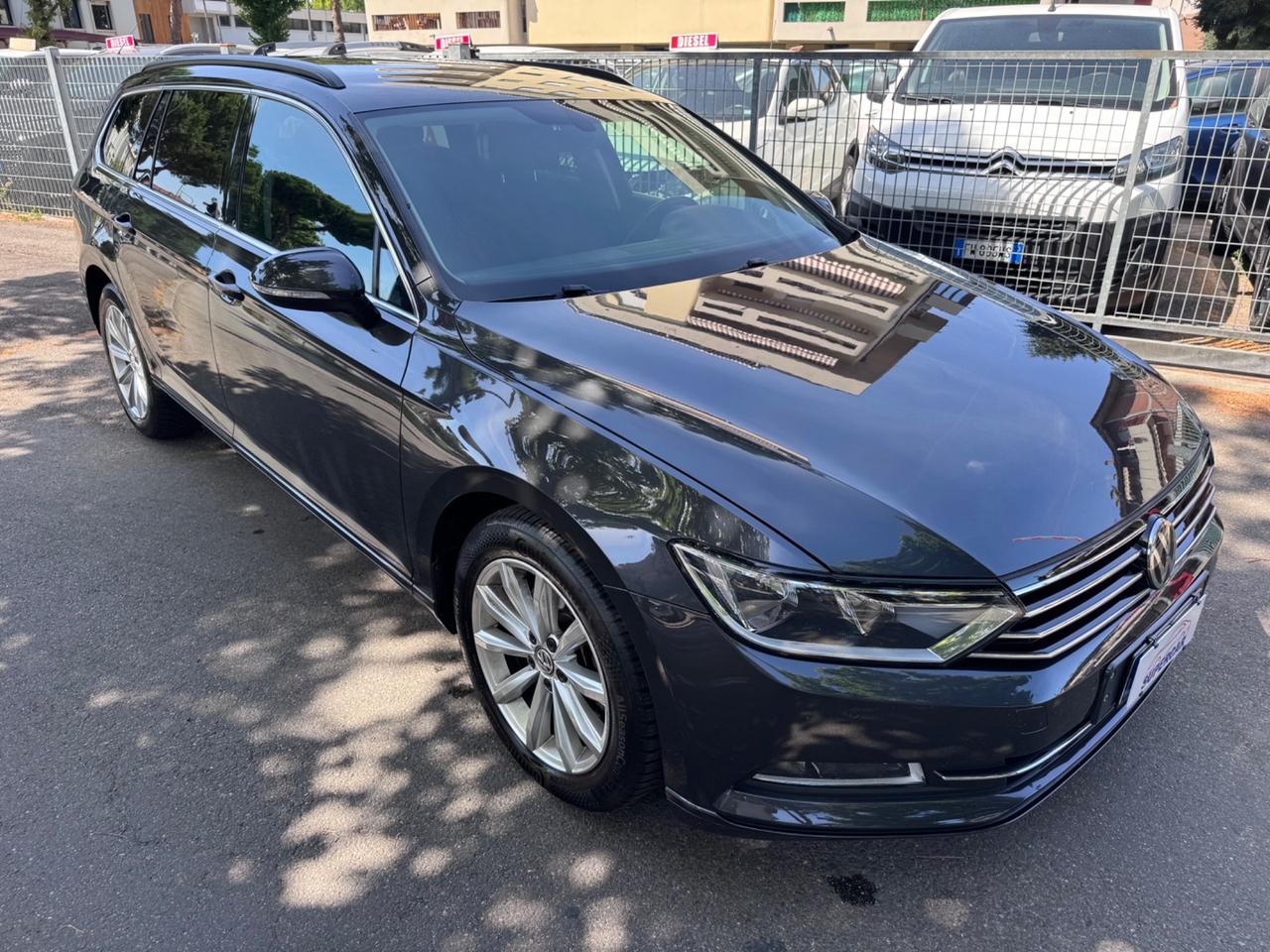 VW Passat Variant 2.0 TDI neopaten garanzia 12 mesi