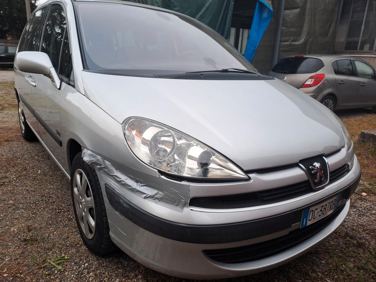 Peugeot 807 2.0 HDi FAP ST Mix