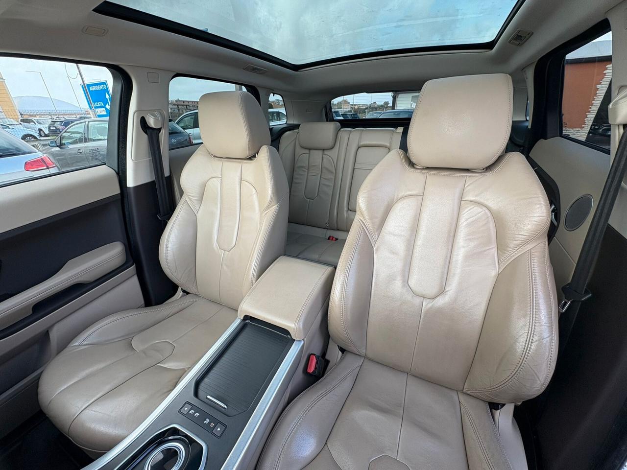 Land Rover Range Evoque 2.2 TD4 5p. Prestige