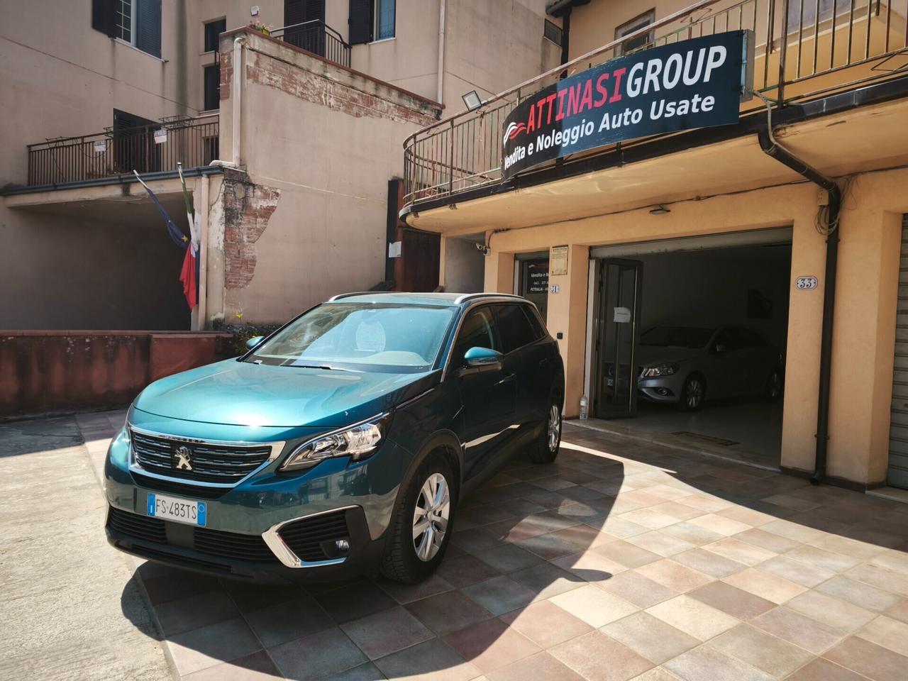 Peugeot 5008 1.5 HDi 130 CV