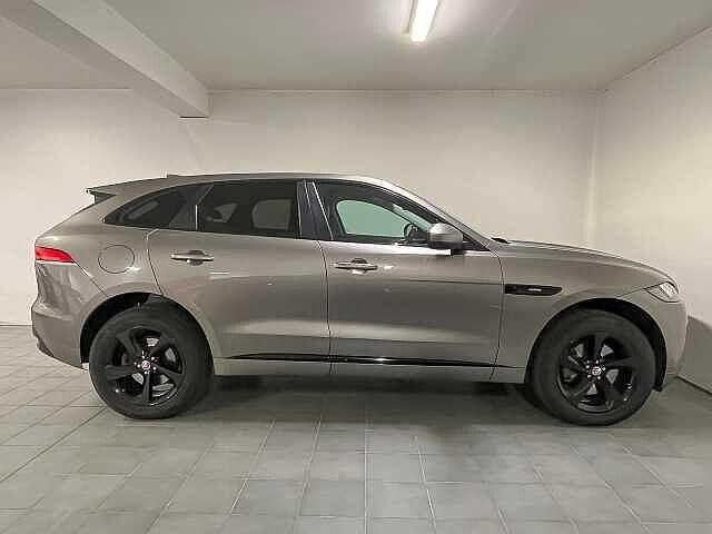 Jaguar F-PACE 2.0 D 180 CV aut. R-Sport