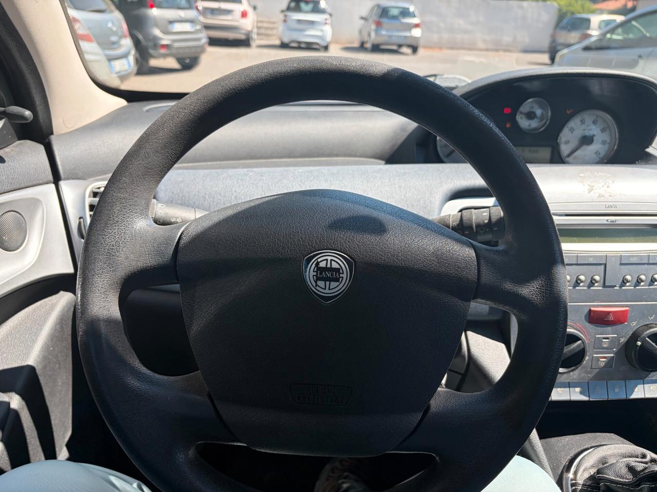 Lancia Ypsilon 1.2 Oro Bianco
