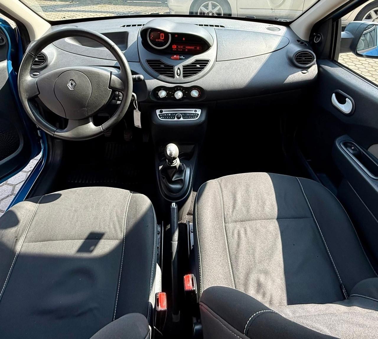 RENAULT TWINGO 1.2 BENZINA - NEOPATENTATI - UNICO PROPRIETARIO