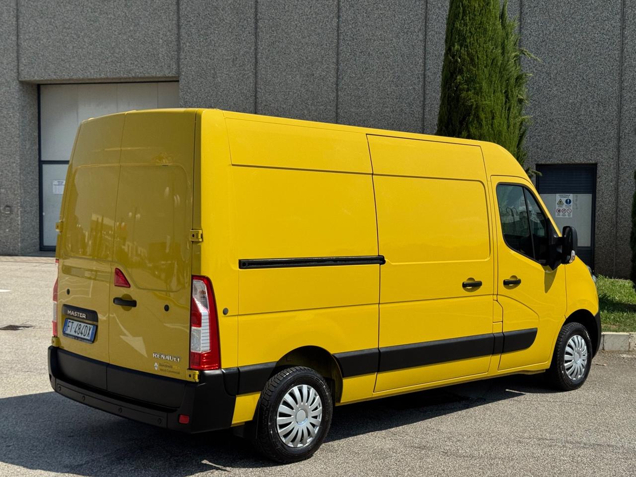 Renault Master 2.3 Dci 130cv L2H2