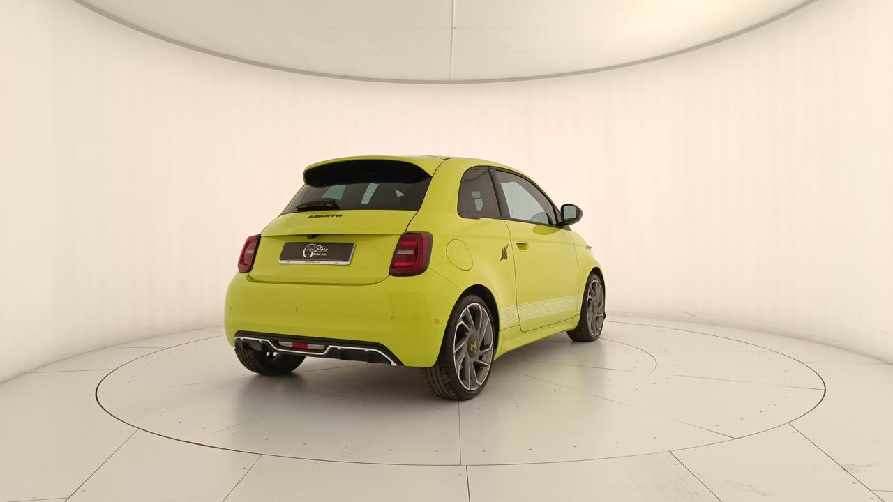 ABARTH 500e 42 kWh Turismo