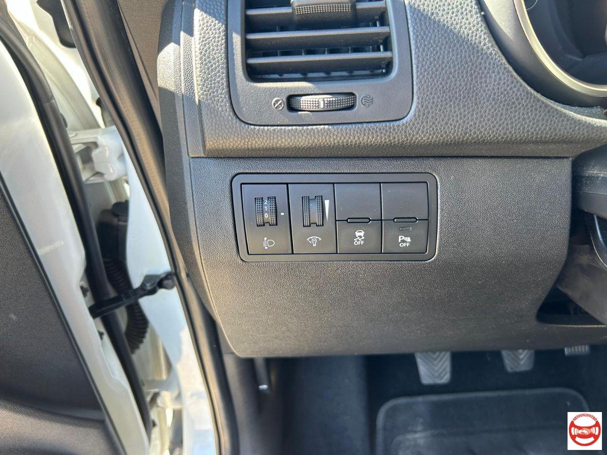 KIA - Venga 1.4 Cool eco Gpl E6