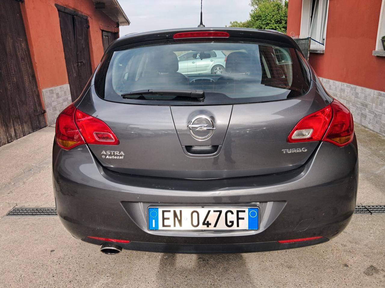 Opel Astra 1.4 Turbo 140CV 5 porte Cosmo benzina