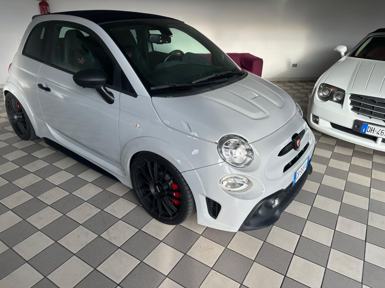 Abarth 595 1.4 Turbo 300 Cavalli