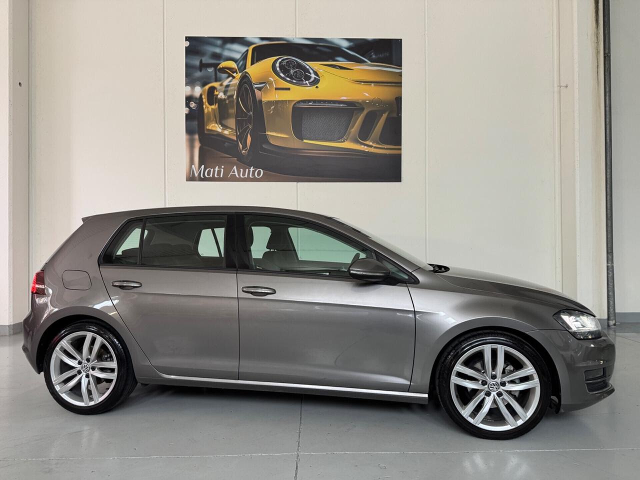 Volkswagen Golf 2.0 TDI 5p. Highline BlueMotion Technology