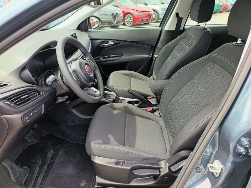 FIAT Tipo 1.5 Hybrid DCT SW Cross