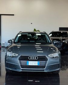 Audi A4 Avant 35 2.0 tdi 150cv s-tronic