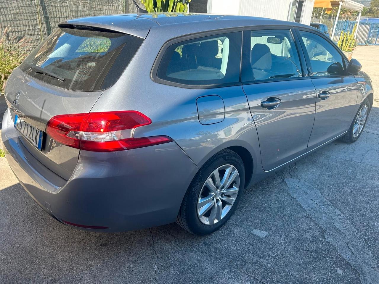 Peugeot 308 1.5BlueHDi 130 cv SW Business