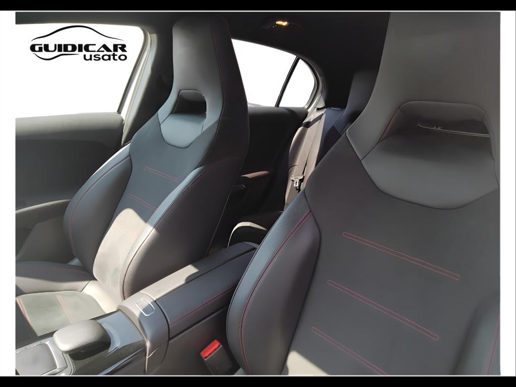Mercedes-Benz Classe A - W177 2018 - A 180 d Premium auto
