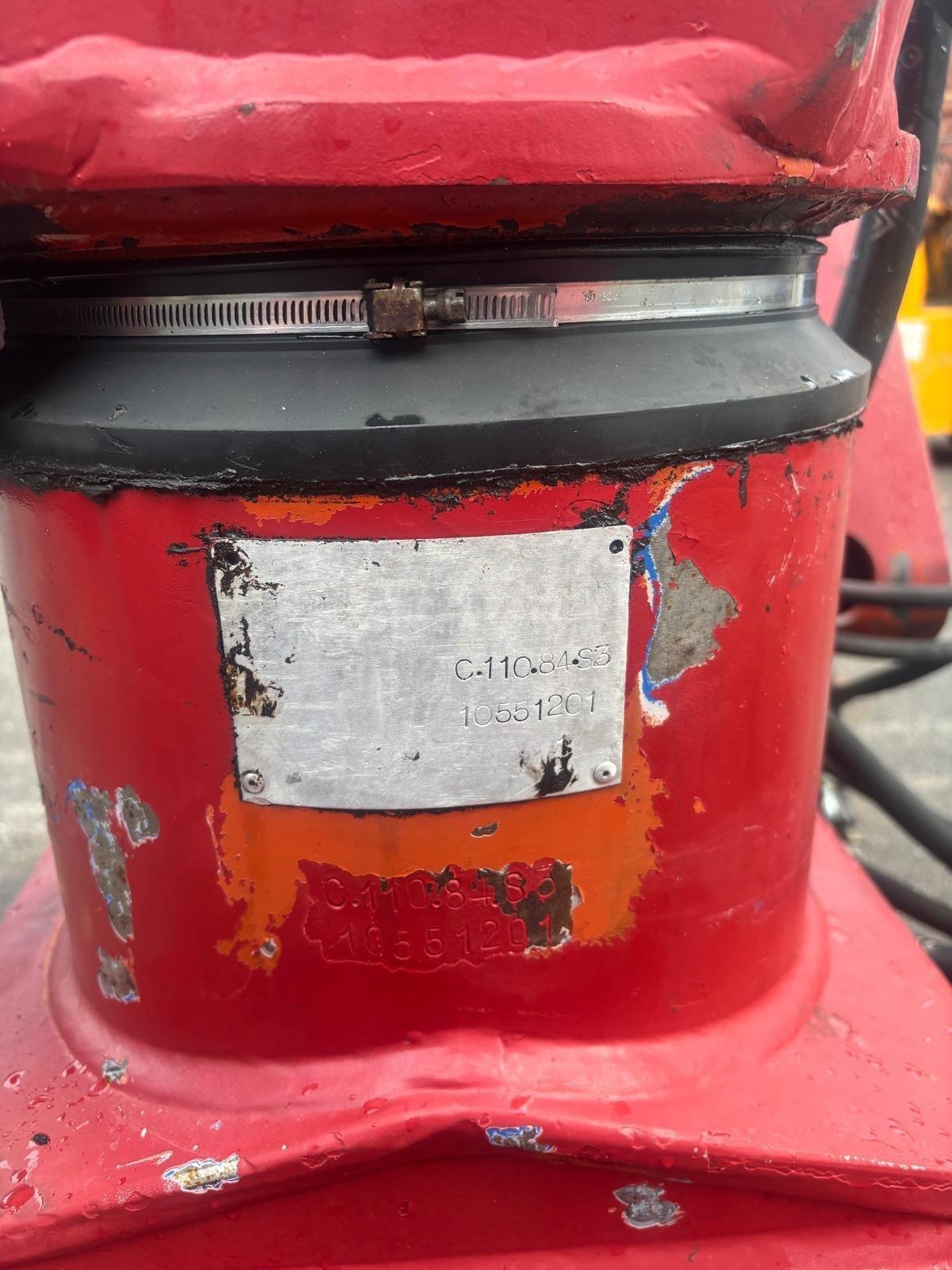 Polipo Braccio Gru usato Poco