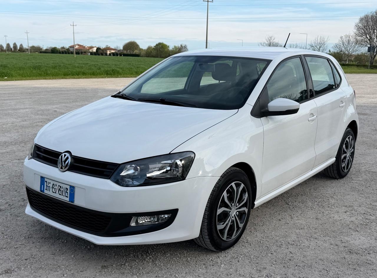 VOLKSWAGEN POLO 1.2 BENZINA 5 PORTE NEOPATENTATi