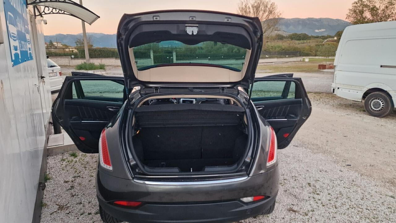 Lancia Delta 1.6 MJT