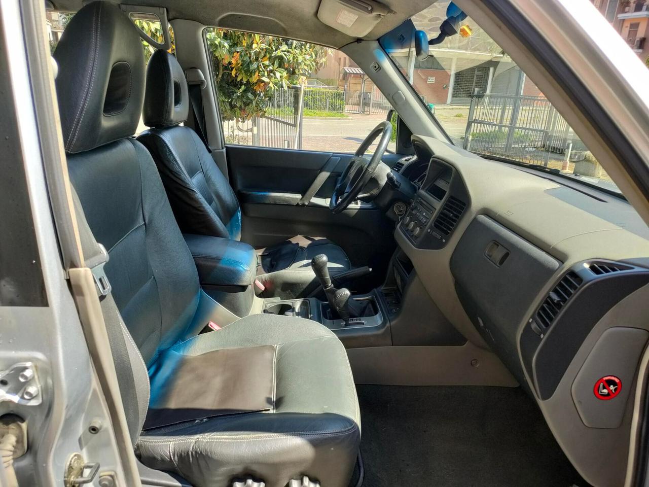 Mitsubishi Pajero 3.2 16V DI-D 7 p. Gancio