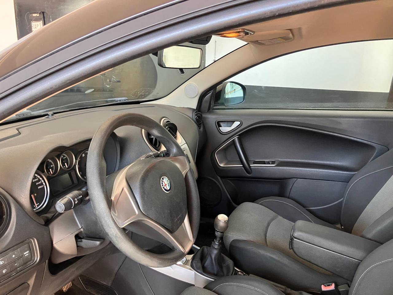 Alfa Romeo MiTo 1.4 Distinctive NEOPATENTATI