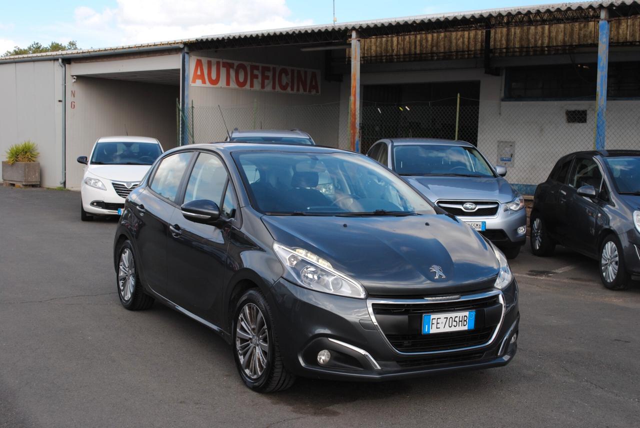 PEUGEOT 208 1.2 82 CV OK NEOPATENTATI
