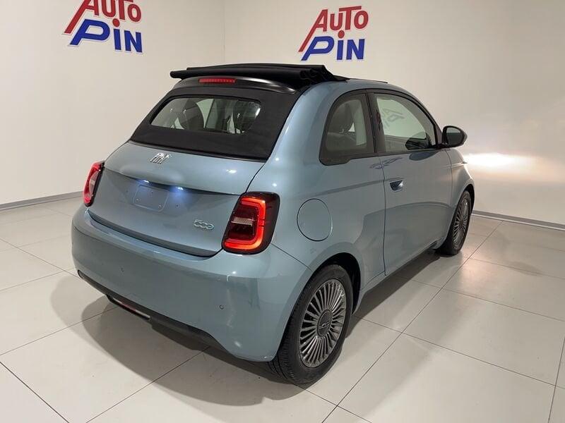 FIAT 500 Icon Cabrio