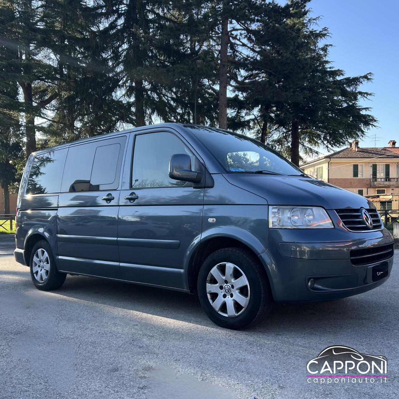 Volkswagen Multivan 2.5 TDI 7 POSTI - IDONEA TRASPORTO DISABILI