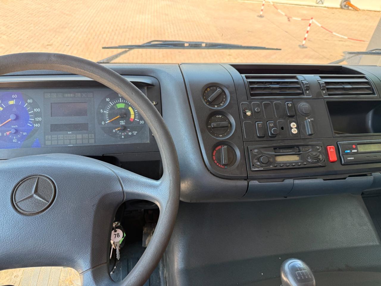 Mercedes Benz Atego 1828K ribaltabile trilaterale 4x2 EU3