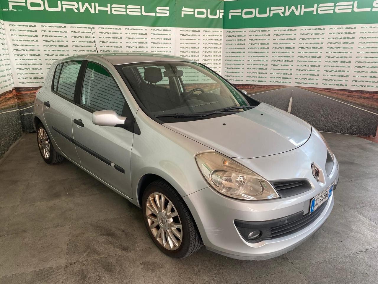Renault Clio Storia 1.2 16V 5 porte
