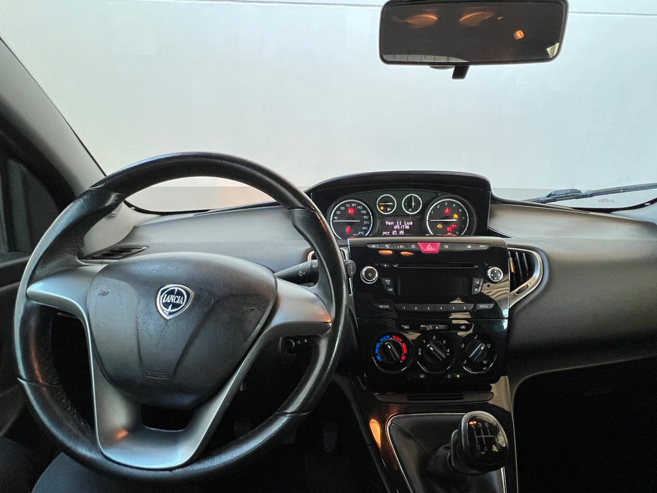 Lancia Ypsilon 1.2 69 CV 5 porte GPL PLATINUM