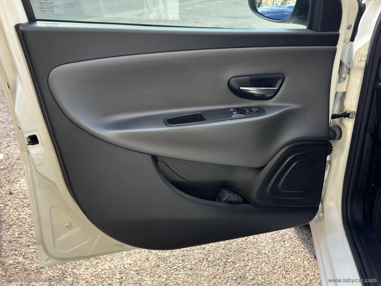 LANCIA Ypsilon 1.2 69 CV 5p. GPL Ecochic GOLD !!!!!UNICO PROPIETARIO!!!!!!