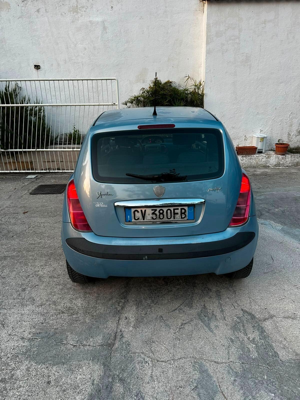 Lancia Ypsilon 1.3 Multijet 16V Argento