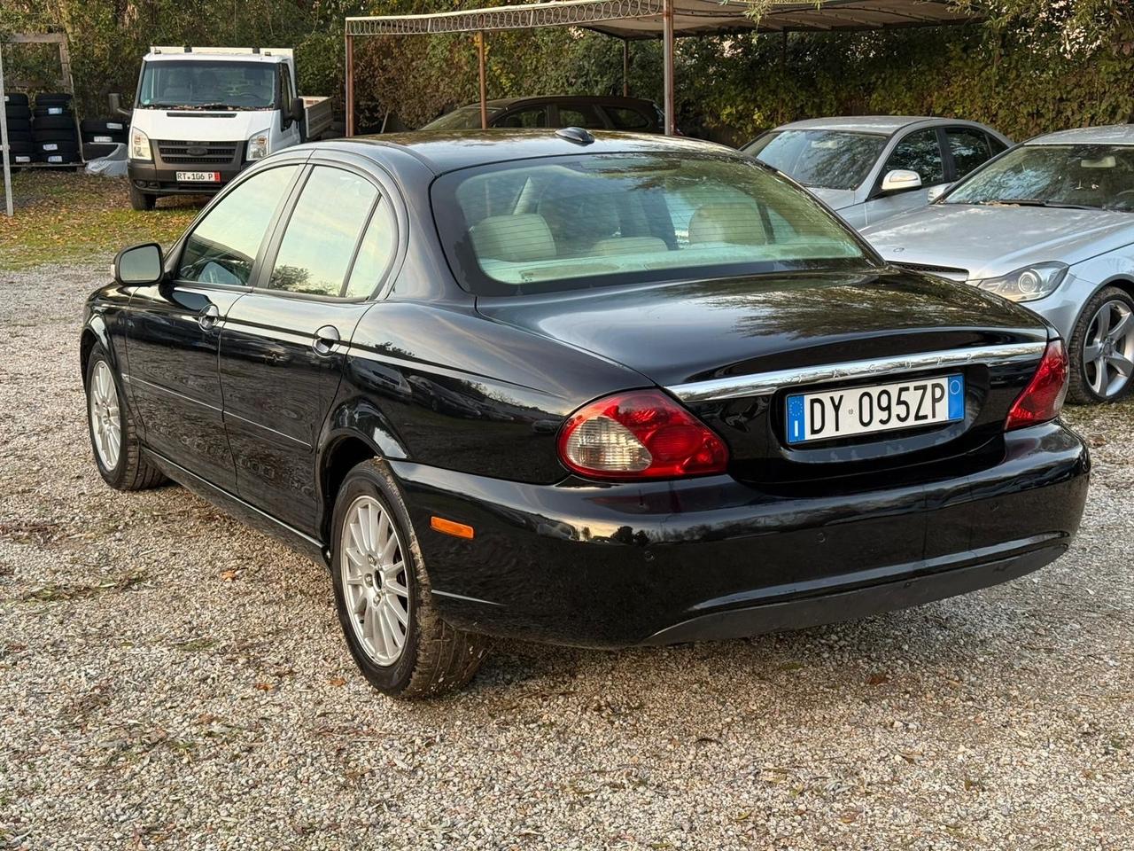 Jaguar X-Type 2.2D cat aut. Luxury cDPF