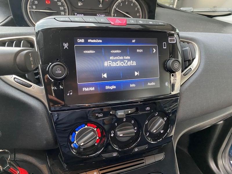 Lancia Ypsilon Ypsilon 1.2 69 CV 5 porte GPL Ecochic Silver