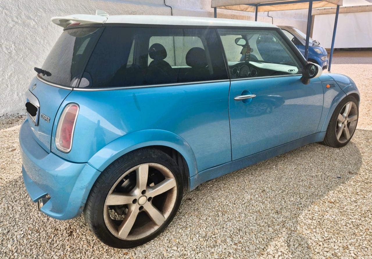 Mini 1.6 16V Cooper