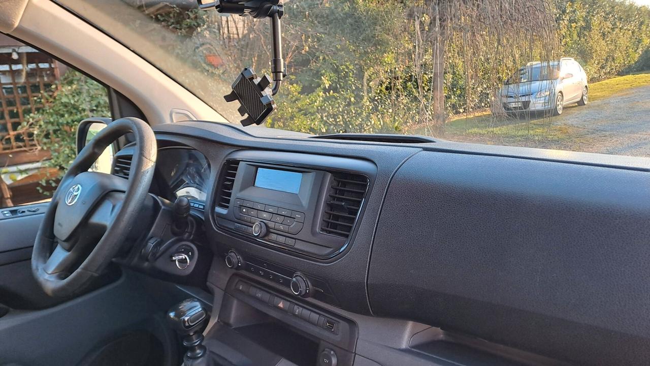 Toyota Proace LUNGO LEGGERE BENE