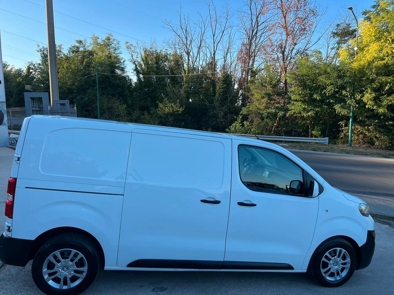 Peugeot Expert 2.0 cc BlueHDi 120cv Furgone Premium Standard