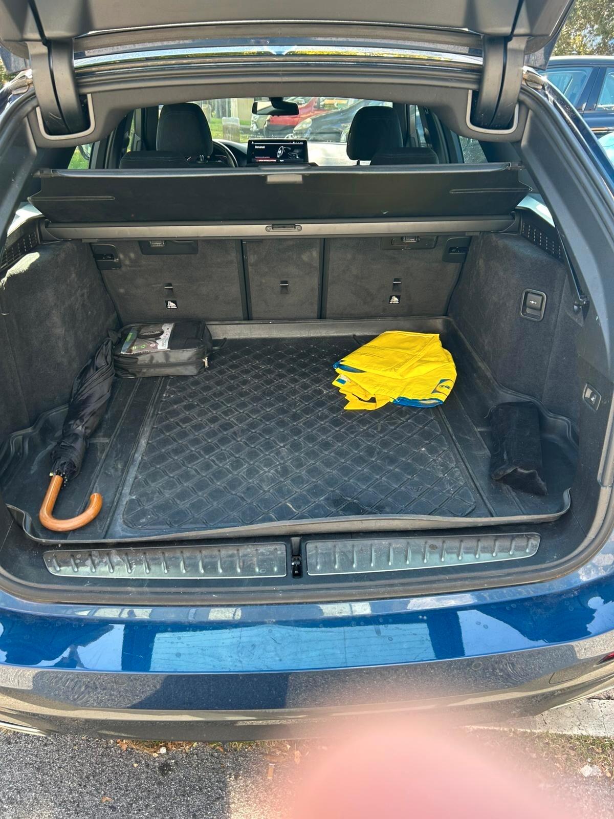 Bmw 518d Touring Ibrida Diesel automatica M-Sport