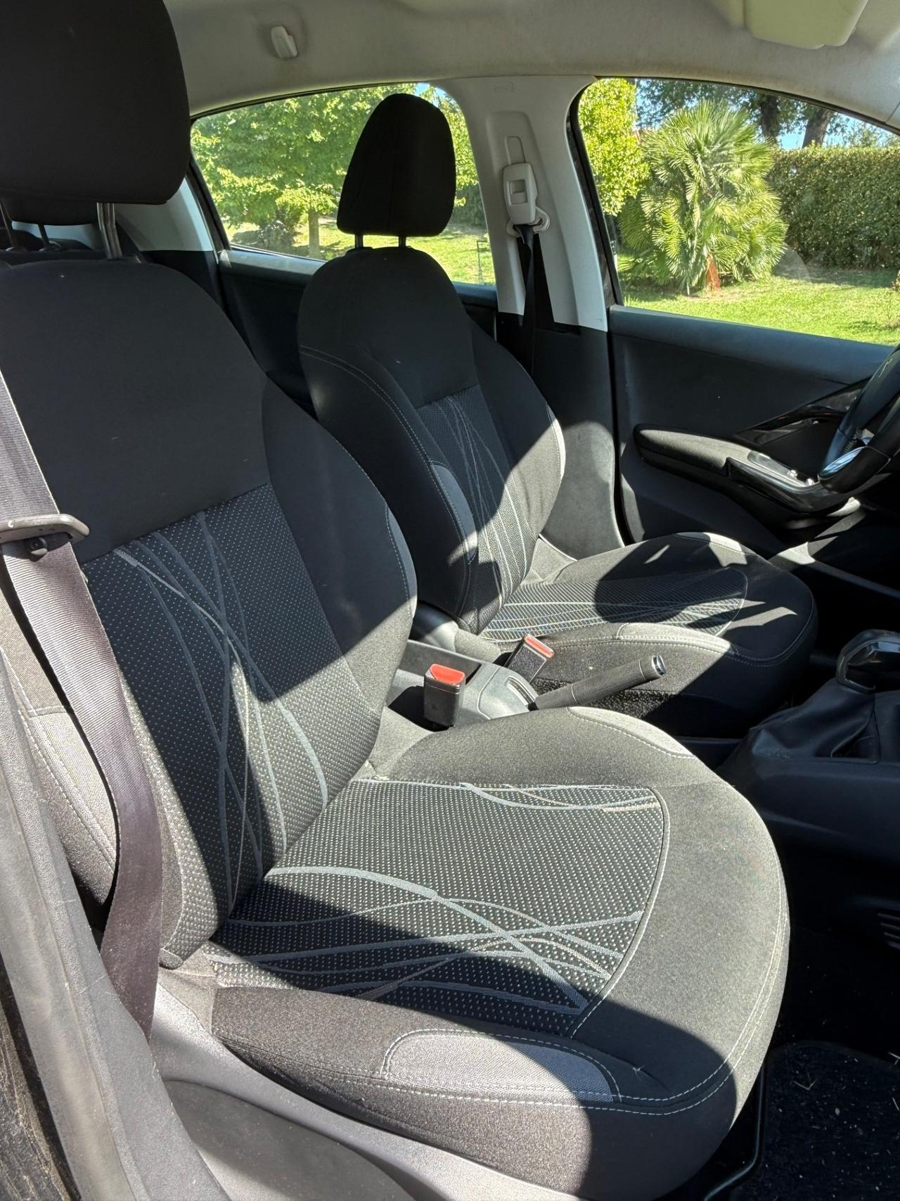 Peugeot 208 1.4 VTi 95 CV 5p. GPL Allure