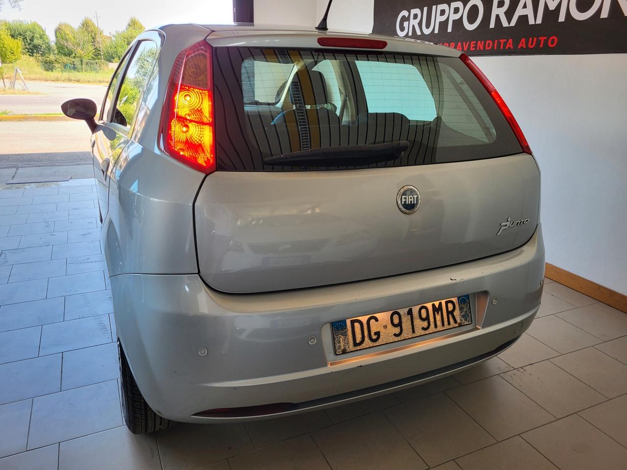 Fiat Grande Punto Starjet 16V 5p Dynamic