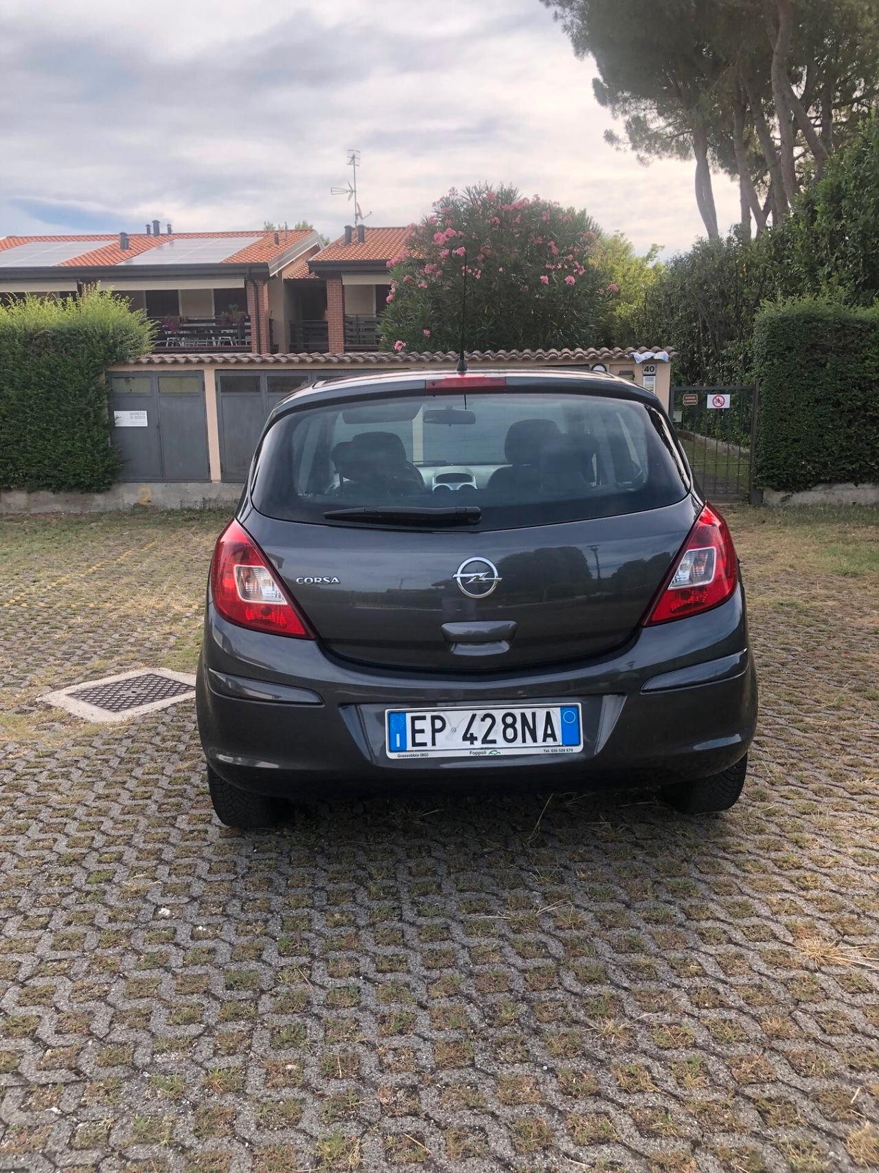 Opel Corsa 1.2 5 porte Edition