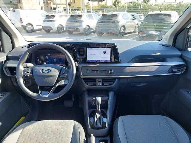 Ford Tourneo Courier 1.0 EcoBoost Powershift Titanium