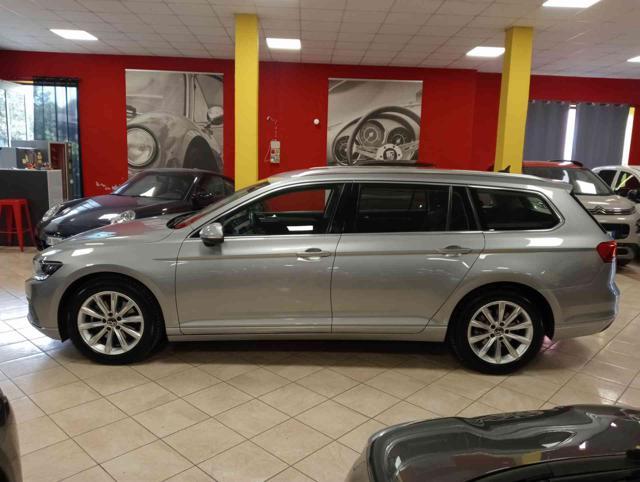 VOLKSWAGEN Passat Variant 2.0 TDI SCR EVO DSG ** KM CERTIF. VOLKS **